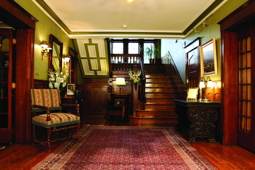 The Bertram Inn Brookline Esterno foto